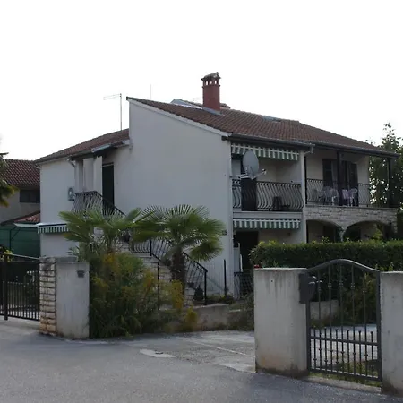 Apartments With A Parking Space Rovinj - 2298 * Rovinj