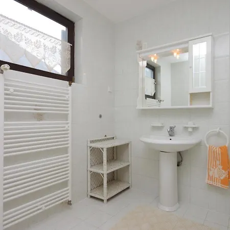 Apartment Apartments With A Parking Space Rovinj - 2298