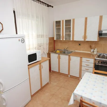 Appartement With A Parking Space - 2298